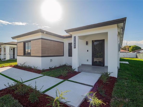 22880 SW 122nd PL, Miami FL 33170