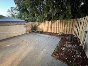 10789 Royal Palm Blvd 4, Coral Springs FL 33065