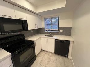 10789 Royal Palm Blvd 4, Coral Springs FL 33065