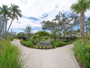 1670 lincoln Ct PHE, Miami Beach FL 33139