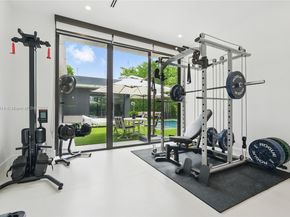 1845 NE 124th St, North Miami FL 33181