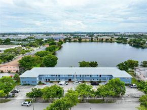 300 NE 191st St 212, Miami FL 33179