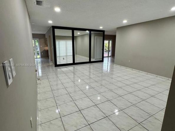 2505 SW 126th Ave, Miami FL 33175