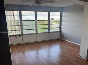 4140 NW 44th Ave 413, Lauderdale Lakes FL 33319