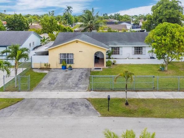 26023 SW 133rd Pl, Homestead FL 33032