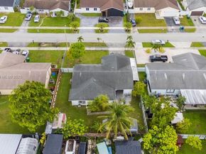 26023 SW 133rd Pl, Homestead FL 33032