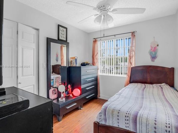 26023 SW 133rd Pl, Homestead FL 33032