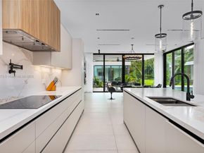 12100 SW 79th Ave, Pinecrest FL 33156