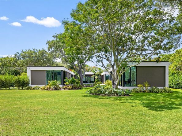 12100 SW 79th Ave, Pinecrest FL 33156