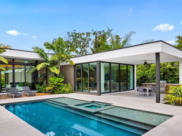 12100 SW 79th Ave, Pinecrest FL 33156