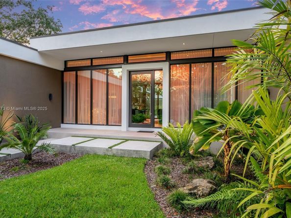 12100 SW 79th Ave, Pinecrest FL 33156