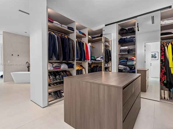 12100 SW 79th Ave, Pinecrest FL 33156