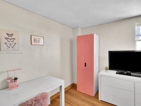 2829 Indian Creek Dr 1102, Miami Beach FL 33140