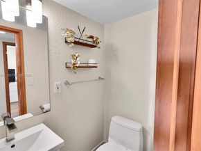 2829 Indian Creek Dr 1102, Miami Beach FL 33140