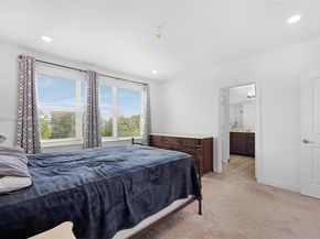 4317 Lago Dr, Deerfield Beach FL 33064