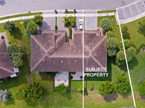 4317 Lago Dr, Deerfield Beach FL 33064