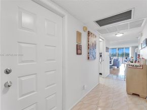 3095 N Course Dr 201, Pompano Beach FL 33069