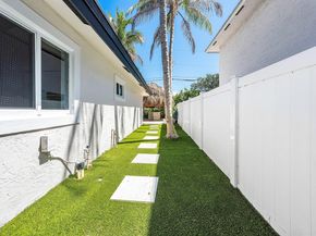 1132 NE 3rd Avenue, Boca Raton FL 33432