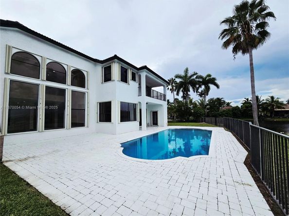 18940 SW 31st Ct, Miramar FL 33029
