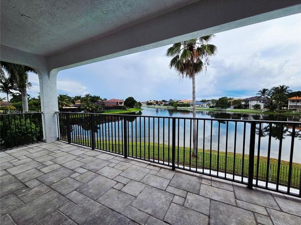 18940 SW 31st Ct, Miramar FL 33029