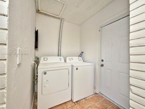 7212 SW 3rd Ct, North Lauderdale FL 33068