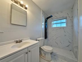 7212 SW 3rd Ct, North Lauderdale FL 33068