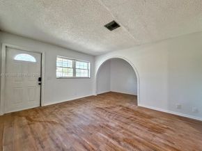 7212 SW 3rd Ct, North Lauderdale FL 33068