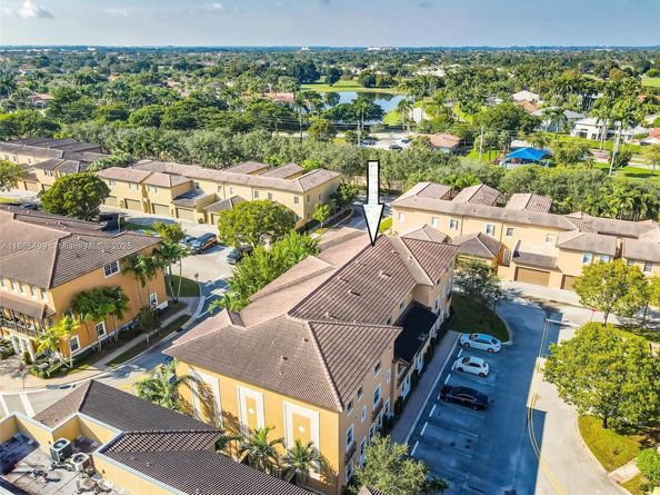 14749 SW 9th St 3110, Pembroke Pines FL 33027