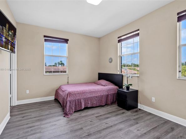 14749 SW 9th St 3110, Pembroke Pines FL 33027