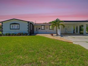 7460 NW 1st Ct, Pembroke Pines FL 33024