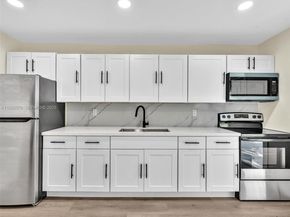 5710 Raleigh St, Hollywood FL 33021