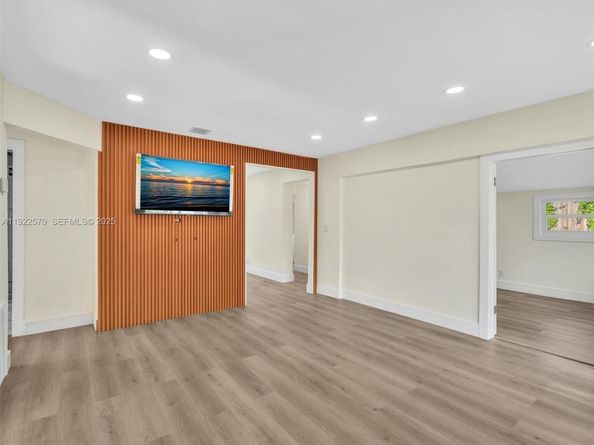 5710 Raleigh St, Hollywood FL 33021