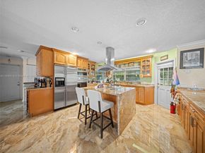 6365 NW 79th Way, Parkland FL 33067