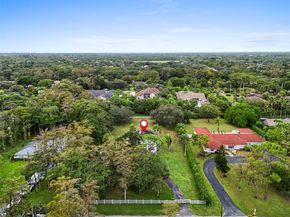 6365 NW 79th Way, Parkland FL 33067