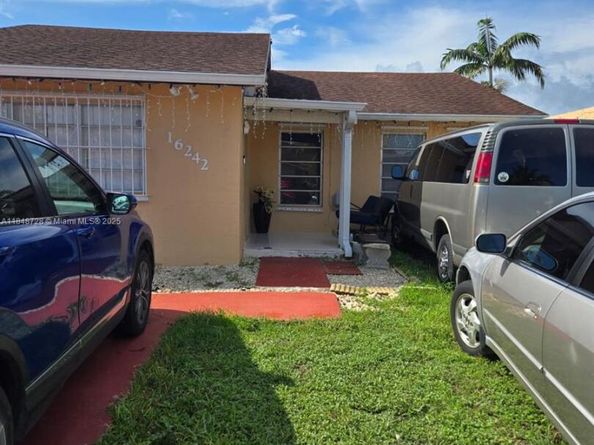 16242 SW 304th Ter, Homestead FL 33033