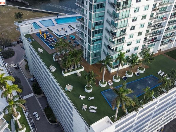 92 SW 3rd St 4109, Miami FL 33130