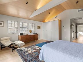 11 Purchase Street, Newburyport MA 01950