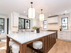 10 O'rourke Path, Newton MA 02459