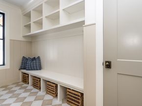10 O'rourke Path, Newton MA 02459