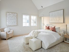 10 O'rourke Path, Newton MA 02459
