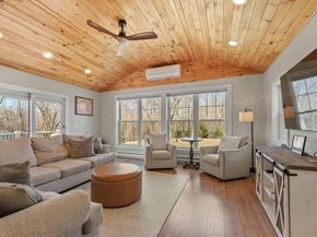 84 Hammond St, Rowley MA 01969