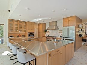 20 Montrose St, Newton MA 02458