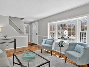 125 Hemlock Dr, Holliston MA 01746