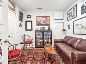 2 Stratton Dr 307, Woburn MA 01801