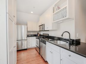 3 Orange St 5, Newburyport MA 01950
