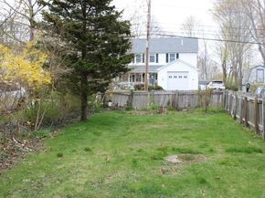 73 High St, Rockport MA 01966