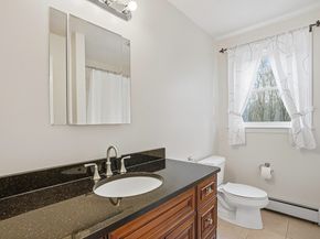 2 Tee Jay Ln, Blackstone MA 01504