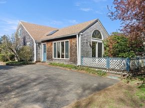 21 Prospect Street, West Newbury MA 01985
