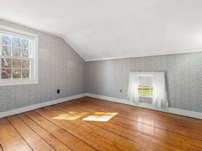 21 Prospect Street, West Newbury MA 01985