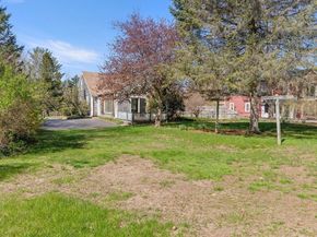 21 Prospect Street, West Newbury MA 01985